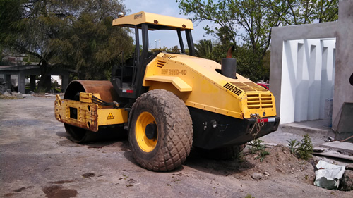 Renta de Compactador Vibratorio Bomag en Irapuato